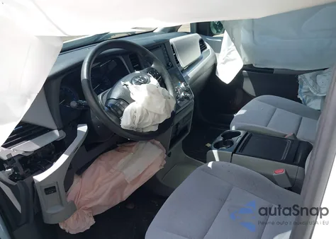 2020 Toyota Sienna Le из США, поврежденный, VIN 5TDKZ3DCXLS059272